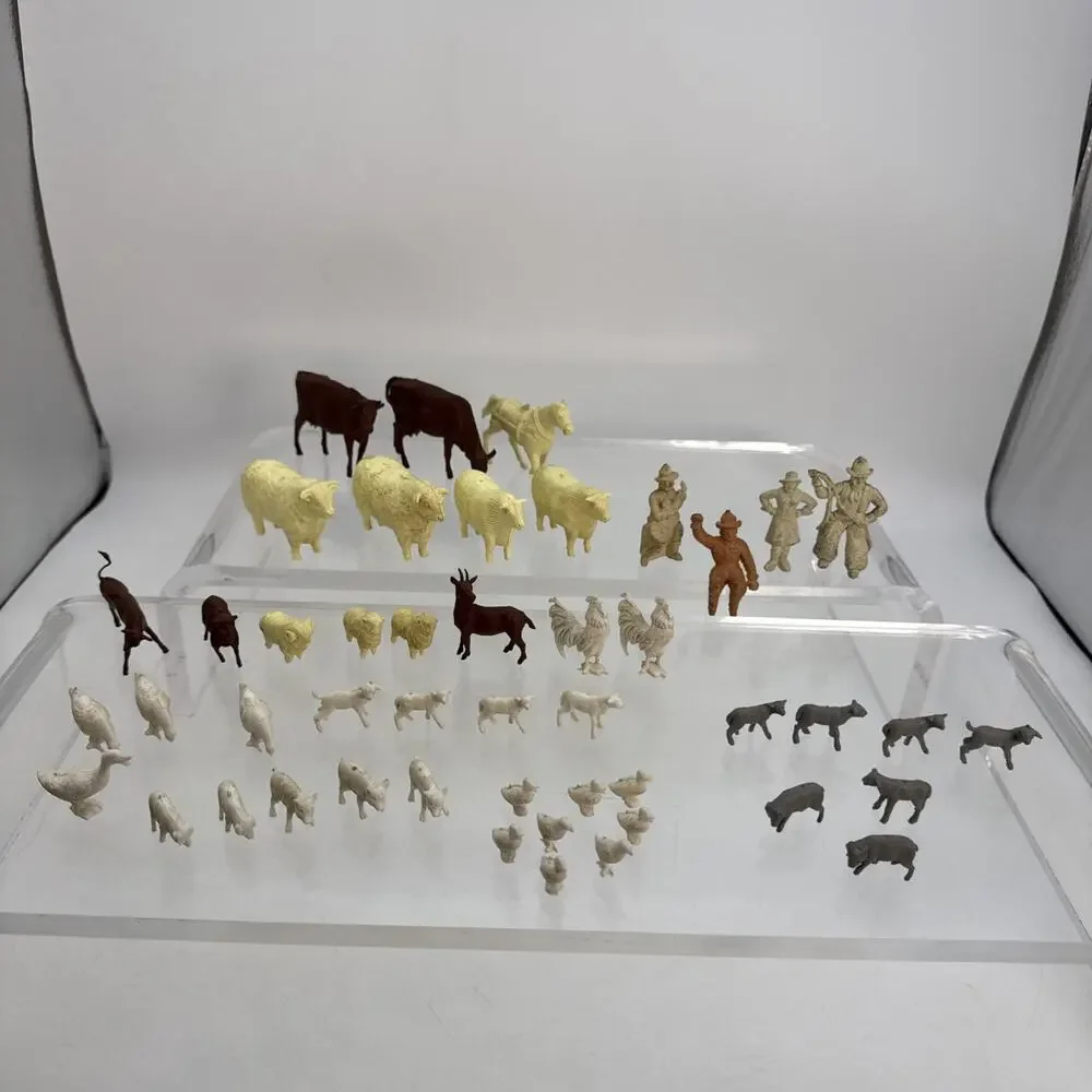 Large Lot Of 47 VINTAGE MARX 1950s FARM PLAYSET ANIMALS & Figures